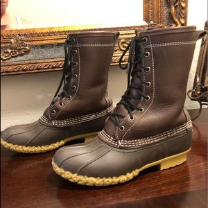 LL Bean Signature Leather Shearling Lined Boots
